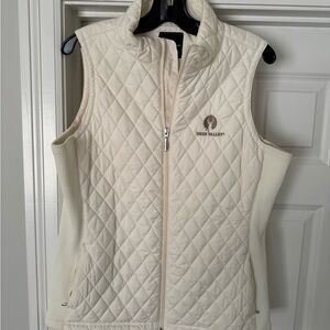 Deer Valley Women's Ivory Quilted Golf Vest